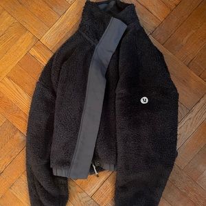 Vuori Sherpa Jacket